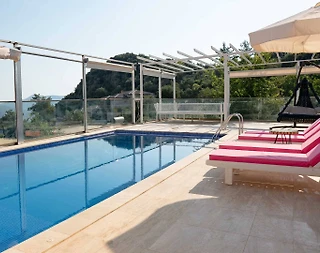 Kaş İslamlar'da Doğa İle İç İçe, Özel Havuzlu, Otantik Villa - 4