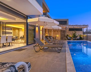 Kaş Kalkan'da Doğa İle İç İçe, Özel Havuzlu, Kiralık Villa - 4