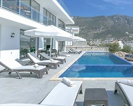 Kaş Kalkan'da Doğa Manzaralı, Özel Havuzlu, Lüks Villa  - 3