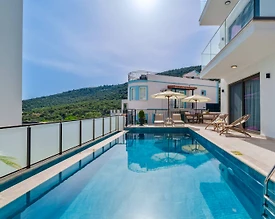 Kaş Kalkan'da Doğa Manzaralı, Özel Havuzlu, Lüks Villa - 2