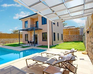 Kaş Gelemiş'te Elverişli Konumda, Özel Havuzlu, Bahçeli Villa - 4