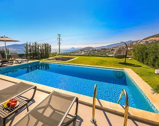 Kaş Kalkan'da Enfes Deniz Manzaralı, Özel Havuzlu, Ferah Villa - 1
