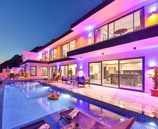 Kaş Kalkan'da Enfes Deniz Manzaralı, Özel Havuzlu, Kiralık Villa - 1
