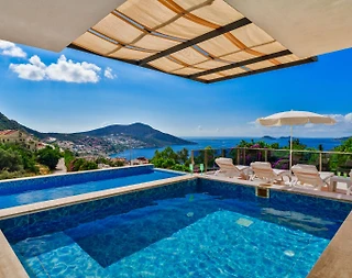 Kaş Kalkan'da Enfes Deniz Manzaralı, Özel Havuzlu, Konforlu Villa - 3