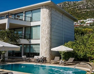 Kaş Bezirgan'da Muhteşem Deniz Manzaralı, Özel Havuzlu, Lüks Villa - 1
