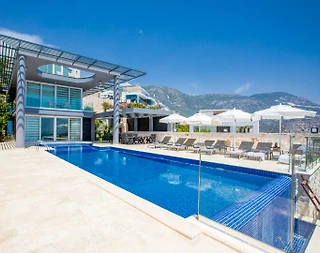 Kaş Kalkan'da İhtişamlı Deniz Manzaralı, Özel Havuzlu, Lüks Villa - 1