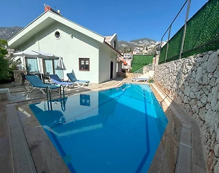 Kaş Kalkan'da Enfes Deniz Manzaralı, Özel Havuzlu, Nezih Villa - 2
