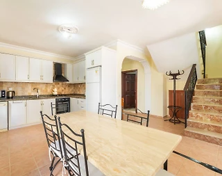 Kaş Kalkan'da İhtişamlı Deniz Manzaralı, Özel Havuzlu, Modern Villa - 5