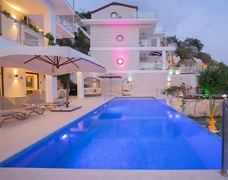 Kaş Kalkan'da Enfes Deniz Manzaralı, Sonsuzluk Havuzlu, Konforlu Villa - 4