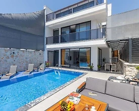Kaş Bezirgan'da Enfes Doğa Manzaralı, Özel Havuzlu, İkiz Villa - 3