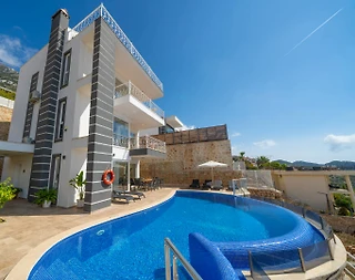 Kaş Kalkan'da Eşsiz Deniz Manzaralı, Özel Havuzlu, Merkezi Villa - 2