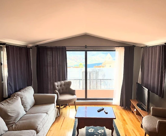 Kaş Kalkan'da Geniş Ailelere Uygun, 3+1, Konforlu Daire - 1