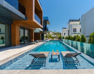 Kaş Kalamar Bölgesinde Geniş Ailelere Uygun, Özel Havuzlu, 4+1 Villa - 1