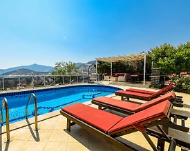 Kaş Kalkan'da Geniş Ailelere Uygun, Özel Havuzlu, 4+1 Villa - 3