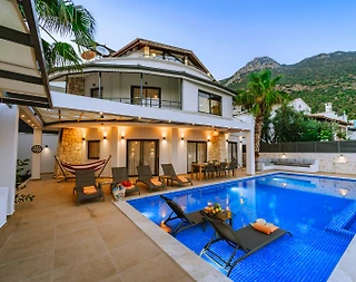 Kaş Kalkan'da Geniş Ailelere Uygun, Özel Havuzlu, Konforlu Villa - 5