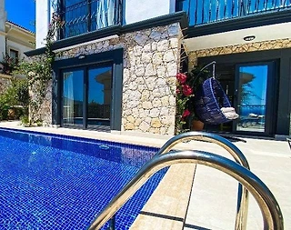 Kaş Kalkan'da Geniş Ailelere Uygun, Özel Havuzlu, Lüks Villa - 2