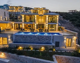 Kaş Kalkan'da Aile Gruplarına Uygun, Özel Havuzlu, Kiralık Villa - 2