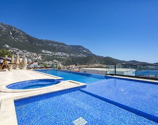 Kaş Kalkan'da Geniş Ailelere Uygun, Özel Havuzlu, Modern Villa - 3