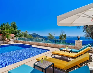 Kaş Kalkan'da Geniş Ailelere Uygun, Özel Havuzlu, Modern Villa - 1