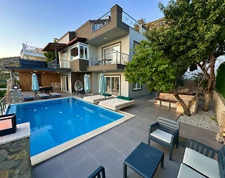 Kaş Kalkan'da Geniş Ailelere Uygun, Özel Havuzlu, Modern Villa - 2