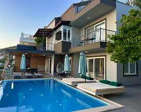 Kaş Kalkan'da Geniş Ailelere Uygun, Özel Havuzlu, Modern Villa - 3