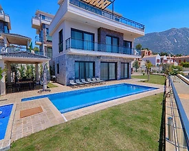 Kaş Kalkan'da Geniş Alanlara Sahip, Özel Havuzlu, Lüks Villa  - 3