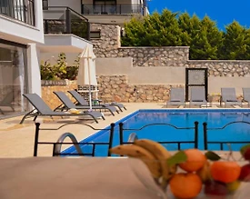 Kaş Kalkan'da Muhteşem Deniz Manzaralı, Özel Havuzlu, Lüks Villa - 3