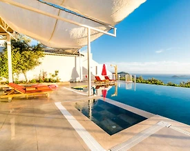 Kaş Kalkan'da Göz Alıcı Manzaralı, Özel Havuzlu, Geniş Villa - 3