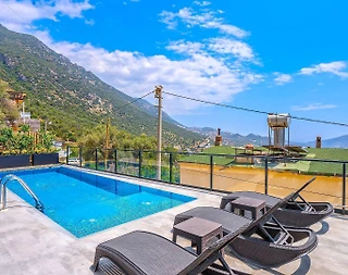 Kaş Kalkan'da Harika Deniz Manzaralı, Özel Havuzlu, Konforlu Villa - 4