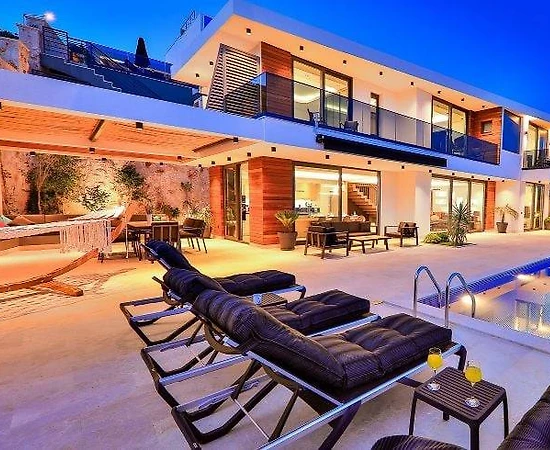 Kaş Kalkan'da Harika Deniz Manzaralı, Özel Havuzlu, Lüks Villa - 1