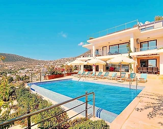 Kaş Kalkan'da Deniz Manzaralı, Sonsuzluk Havuzlu, Ferah Villa - 1