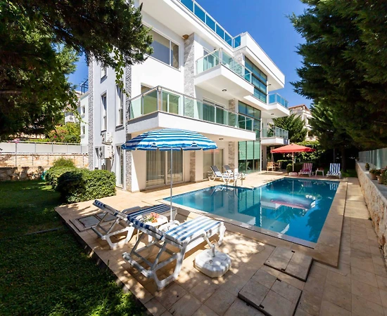 Kaş Kalkan'da Muhteşem Deniz Manzaralı, Özel Havuzlu, 6+1 Villa - 1