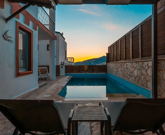 Kaş Kalkan'da Kalabalık Ailelere Uygun, Özel Havuzlu, Kiralık Villa - 1