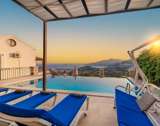 Kaş Kalkan'da Kalabalık Ailelere Uygun, Özel Havuzlu, Modern Tatil Evi - 1