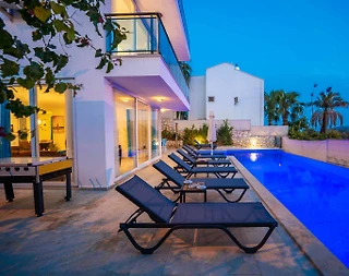Kaş Kalkan'da Büyük Ailelere Uygun, Özel Havuzlu, Estetik Villa - 4