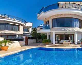 Kaş Kalkan'da Geniş Ailelere Uygun, Özel Havuzlu, Kiralık Villa - 3