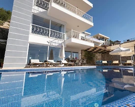 Kaş Kalkan'da Kalabalık Gruplara Uygun, Özel Havuzlu, Kiralık Villa - 2