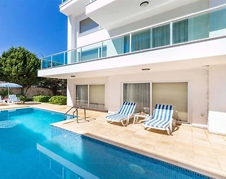 Kaş Kalkan'da Kalabalık Gruplara Uygun, Özel Havuzlu, Konforlu Villa - 2