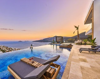 Kaş Kalkan'da Lüks Tasarımlı, Özel Havuzlu, 12 Kişilik Villa - 3