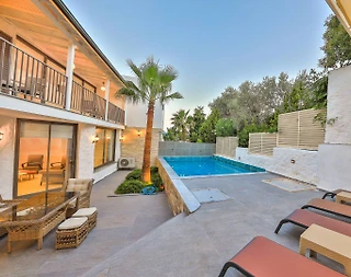 Kaş Kalkan'da Merkeze ve Deniz Yakın, Özel Havuzlu, Kiralık Villa - 4