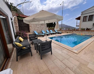 Kaş Kalkan'da Merkeze Yakın Konumda, Özel Havuzlu, 2+1 Villa - 1