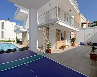 Kaş Kalkan'da Merkeze Yakın Konumda, Özel Havuzlu, Geniş Villa - 3