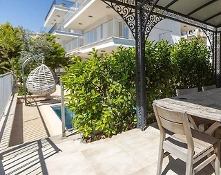 Kaş Kalkan'da Merkeze Yakın Konumda, Özel Havuzlu, Konforlu Villa - 4
