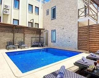 Kaş Kalkan'da Merkeze Yakın Konumda, Özel Havuzlu, Şık Villa - 1