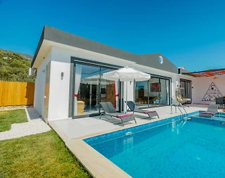 Kaş Kalkan'da Merkeze Yakın, Özel Havuzlu, Balayı Villası - 1