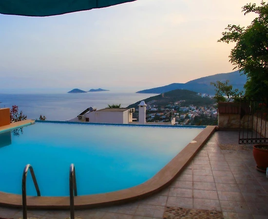 Kaş Kalkan'da Muhteşem Deniz Manzaralı, Özel Havuzlu, 4+1 Villa - 1
