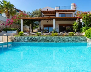 Kaş Kalkan'da Merkezi Konumda, Isıtmalı Özel Havuzlu, Tatil Villası - 5