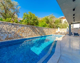Kaş Kalkan'da Merkezi Konumda, Özel Havuzlu, 3+1 Villa - 2