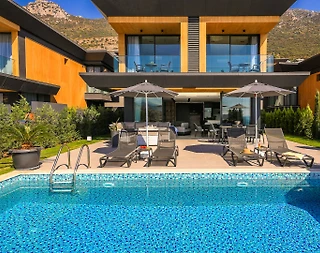 Kaş Kalkan'da Merkezi Konumda, Özel Havuzlu, 6 Kişilik Villa - 2