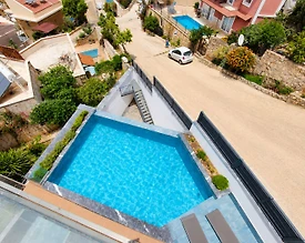 Kaş Kalkan'da Merkezi Konumda, Özel Havuzlu, 6 Kişilik Villa - 3